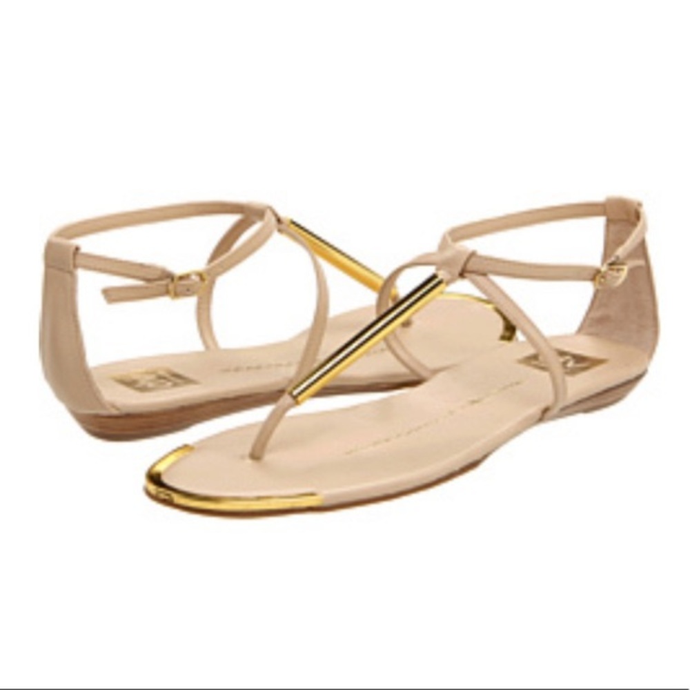 Dolce vita archer nude and gold flat sandal